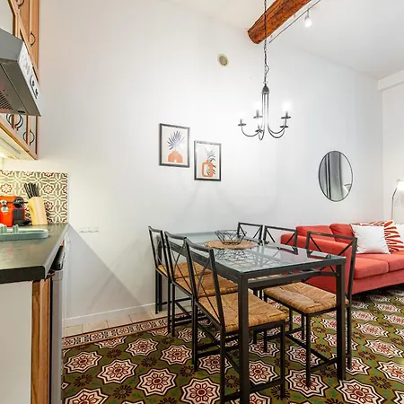 2 Bdr With Independent - Old Town Nice