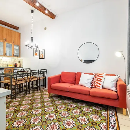 2 Bdr With Independent - Old Town Nicea