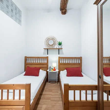 2 Bdr With Independent - Old Town Nice
